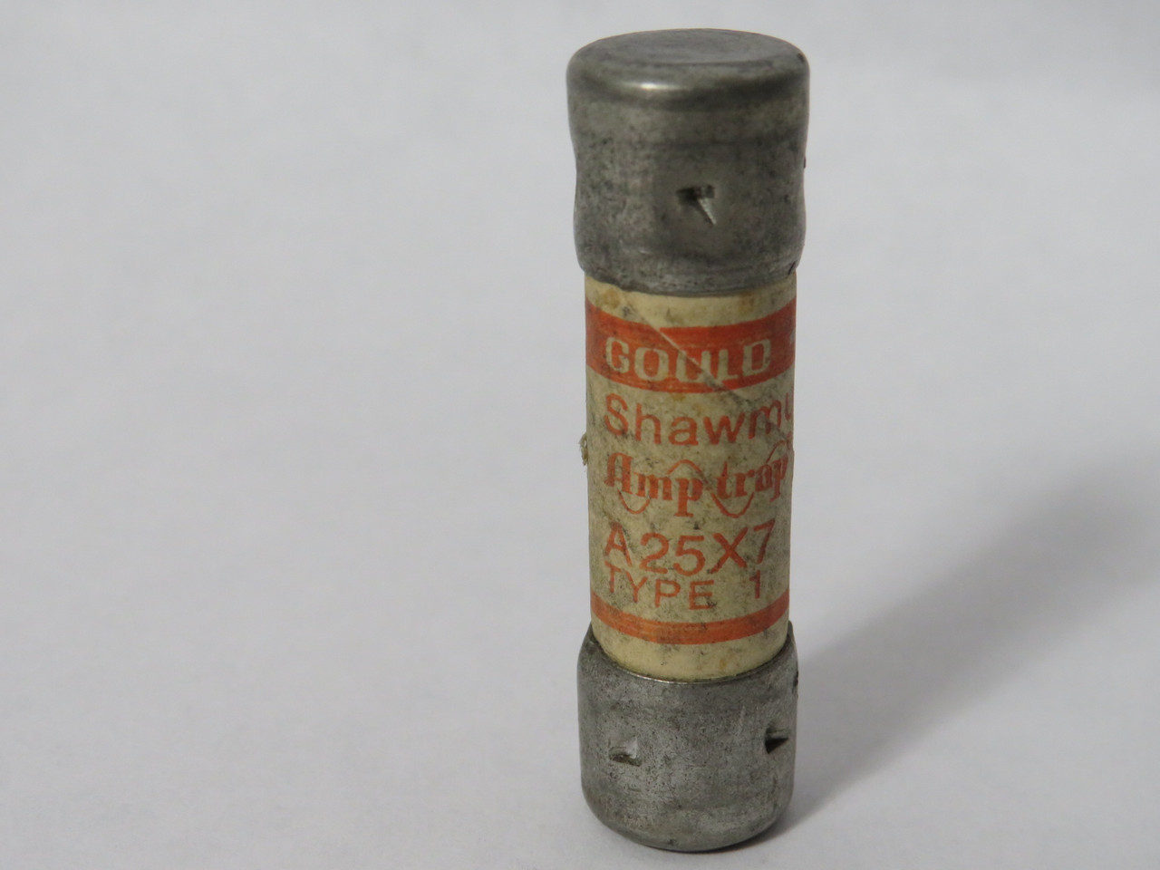 Gould Shawmut A25X7-1 Amp-Trap Fuse 7A 250V USED