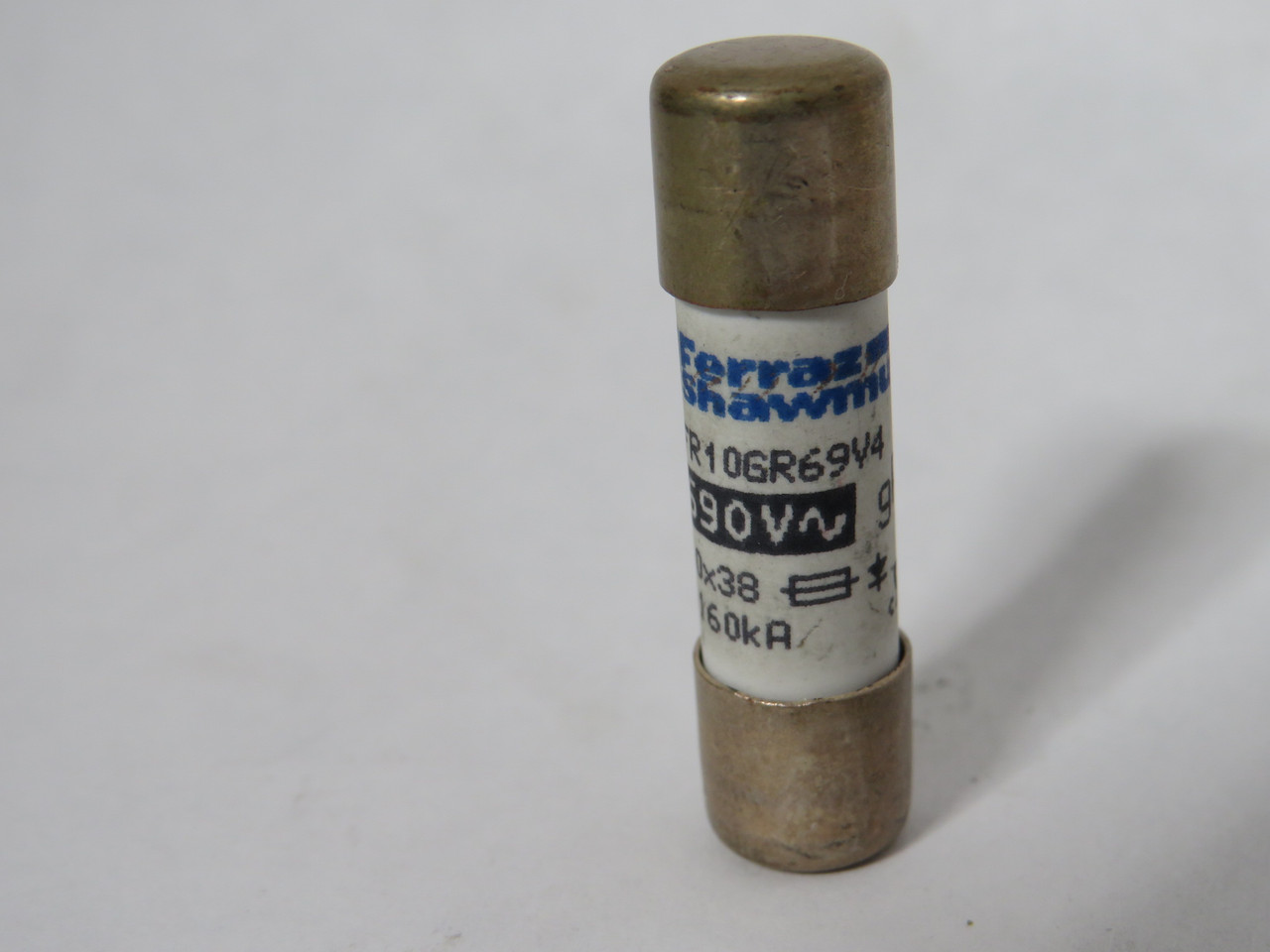 Ferraz Shawmut FR10GR69V4 Fuse 4A 690VAC USED
