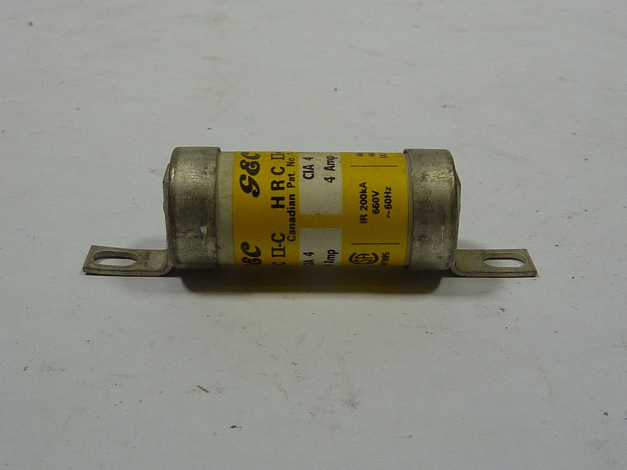 GEC CIA-4 Bolt On Fuse 4A 660V Closed Hole USED