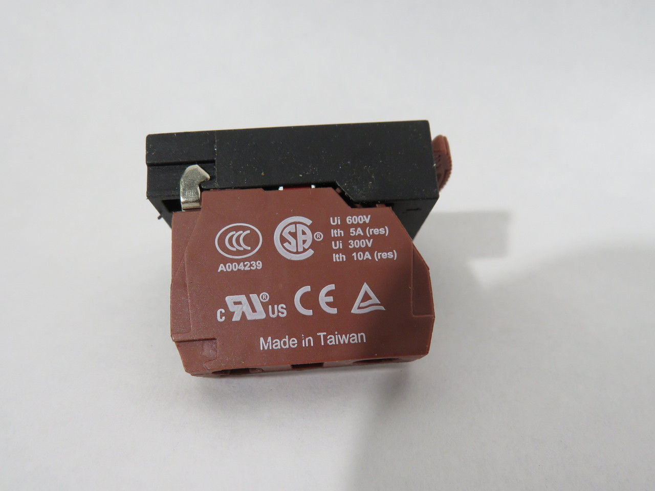 NHD Inc. CB-01 Push Button Contact Block w/NPB22-S 1NC 10A@600V USED