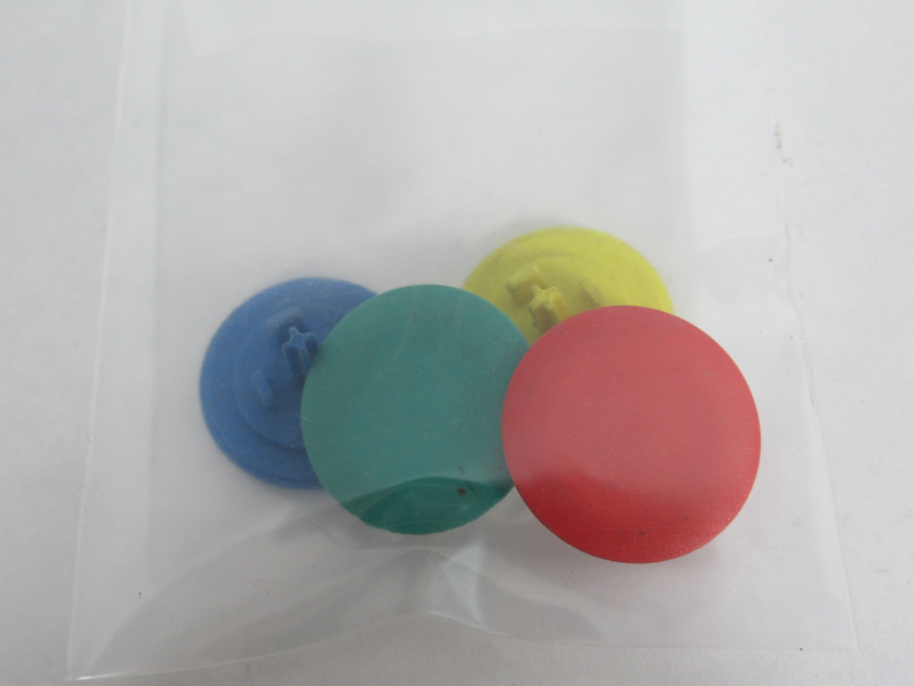 Schneider Electric ZBAF9 Blank Pushbutton Cap for XB4 &XB5 Lot of 4 USED