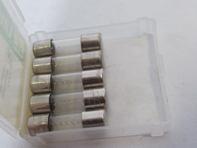 Littelfuse SFE-7-1/2 Automotive Glass Body Fuse 7.5A 32V 5-Pack ! NEW !