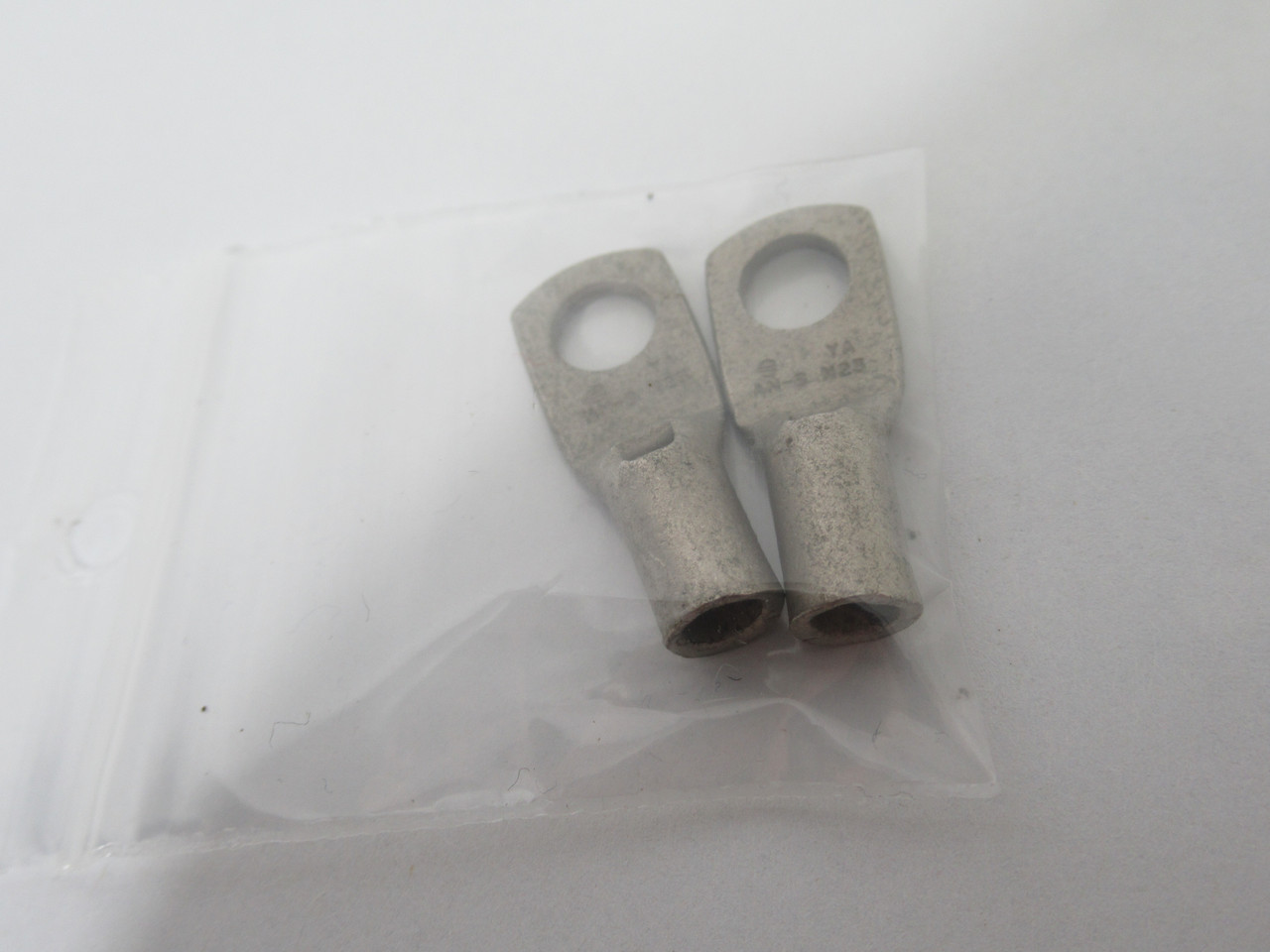 Burndy AN-8-N23 Mini Compression Lug 1/4" Hole 1-1/4" Length Lot of 2 ! NOP !