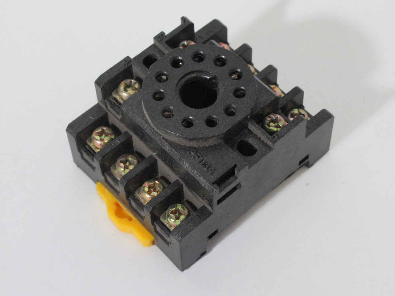 SYE PF113A Relay Socket Base 11-Pin ! NOP !