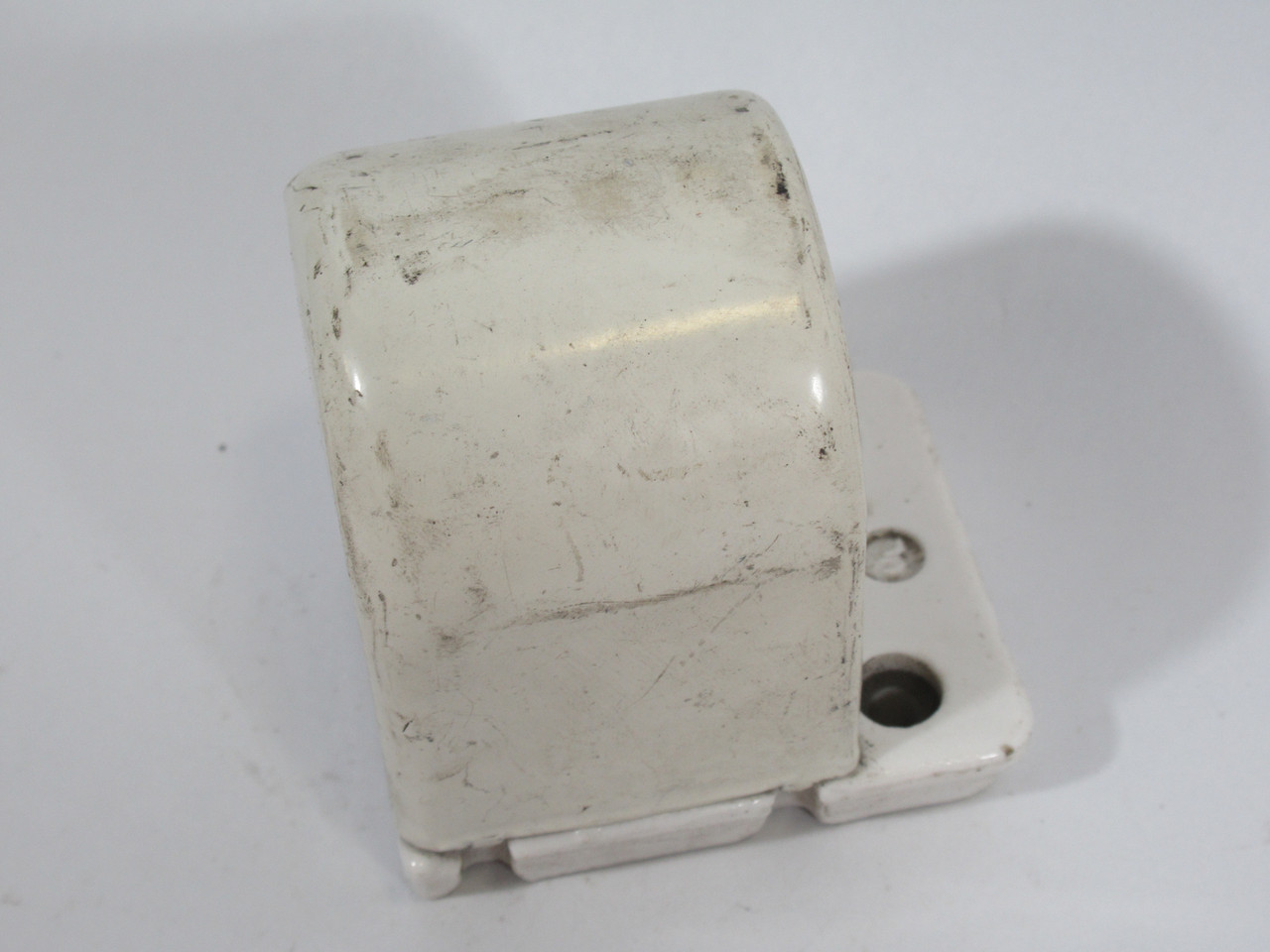 General Electric 95X974 Pedestal Lamp Holder 660W 1000V USED