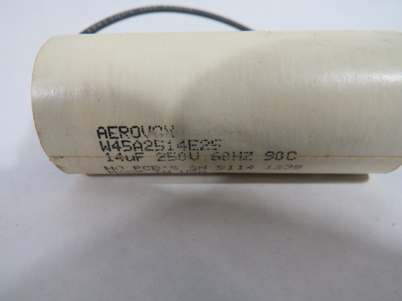 Aerovox W45A2514E25 Capacitor 14uf 250V 60Hz USED
