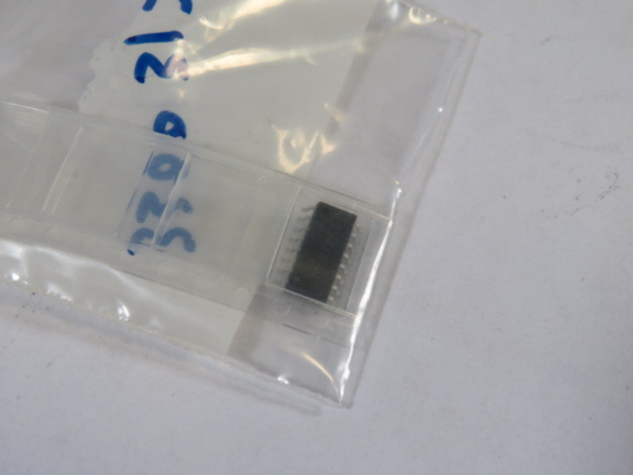 Panasonic Electronic CNC1H001 IT Optoinsulator DC Input 16-Pin SMD ! NOP !