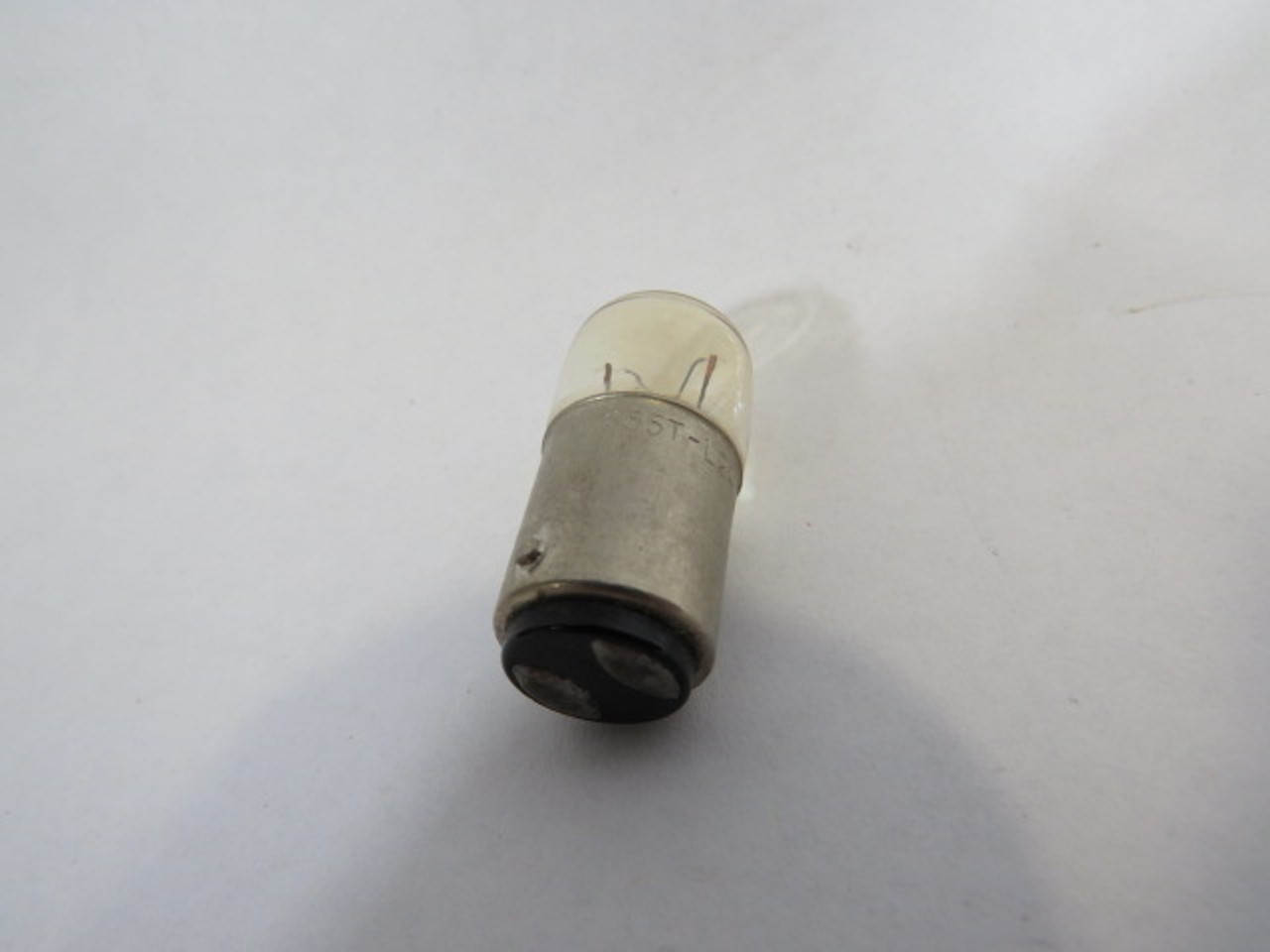Allen-Bradley 855T-L24 Incandescent Lamp 6.5W 24V USED