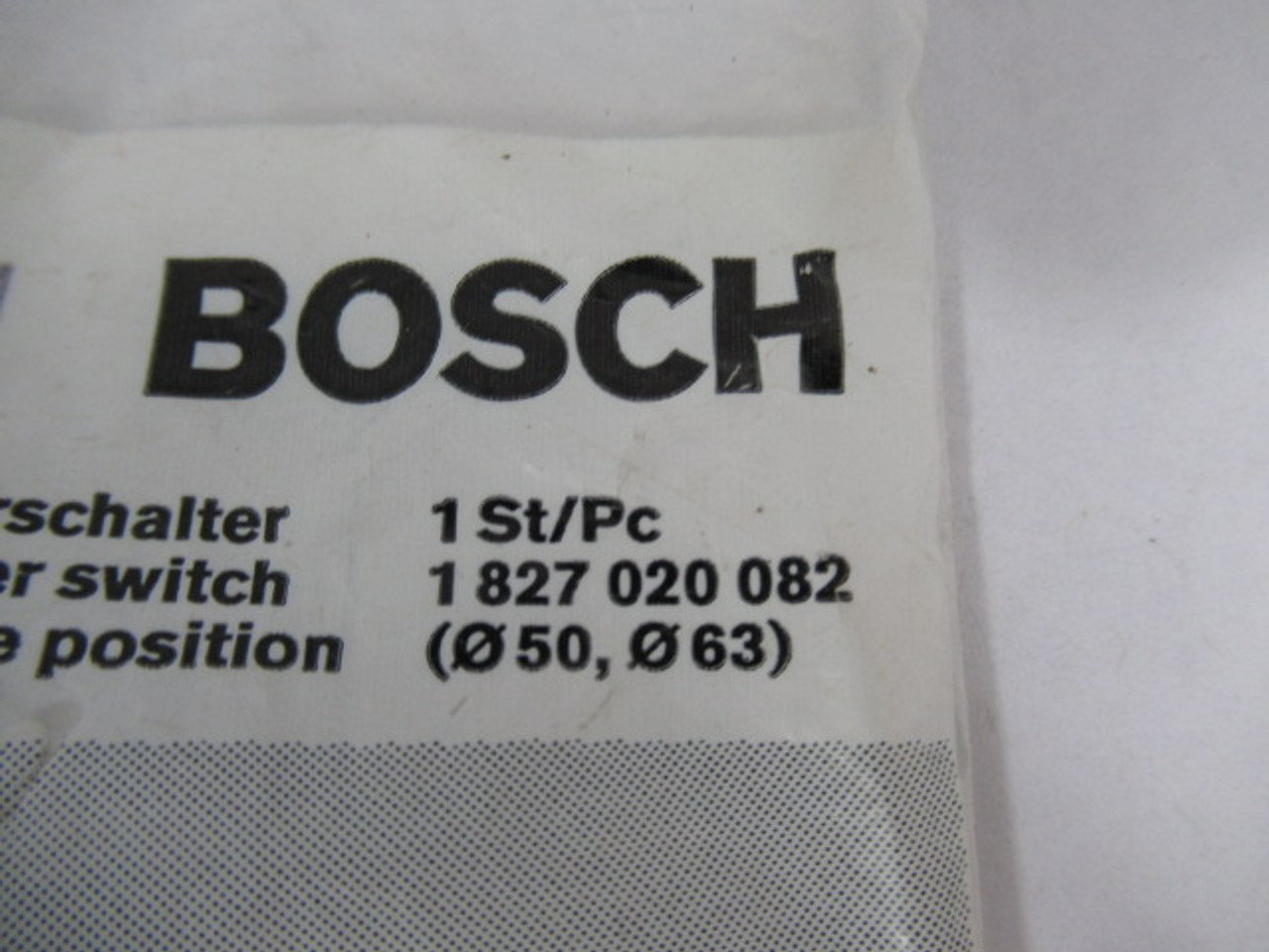Bosch 1-827-020-082 Support Clamp For Cylinder Switch ! NWB !