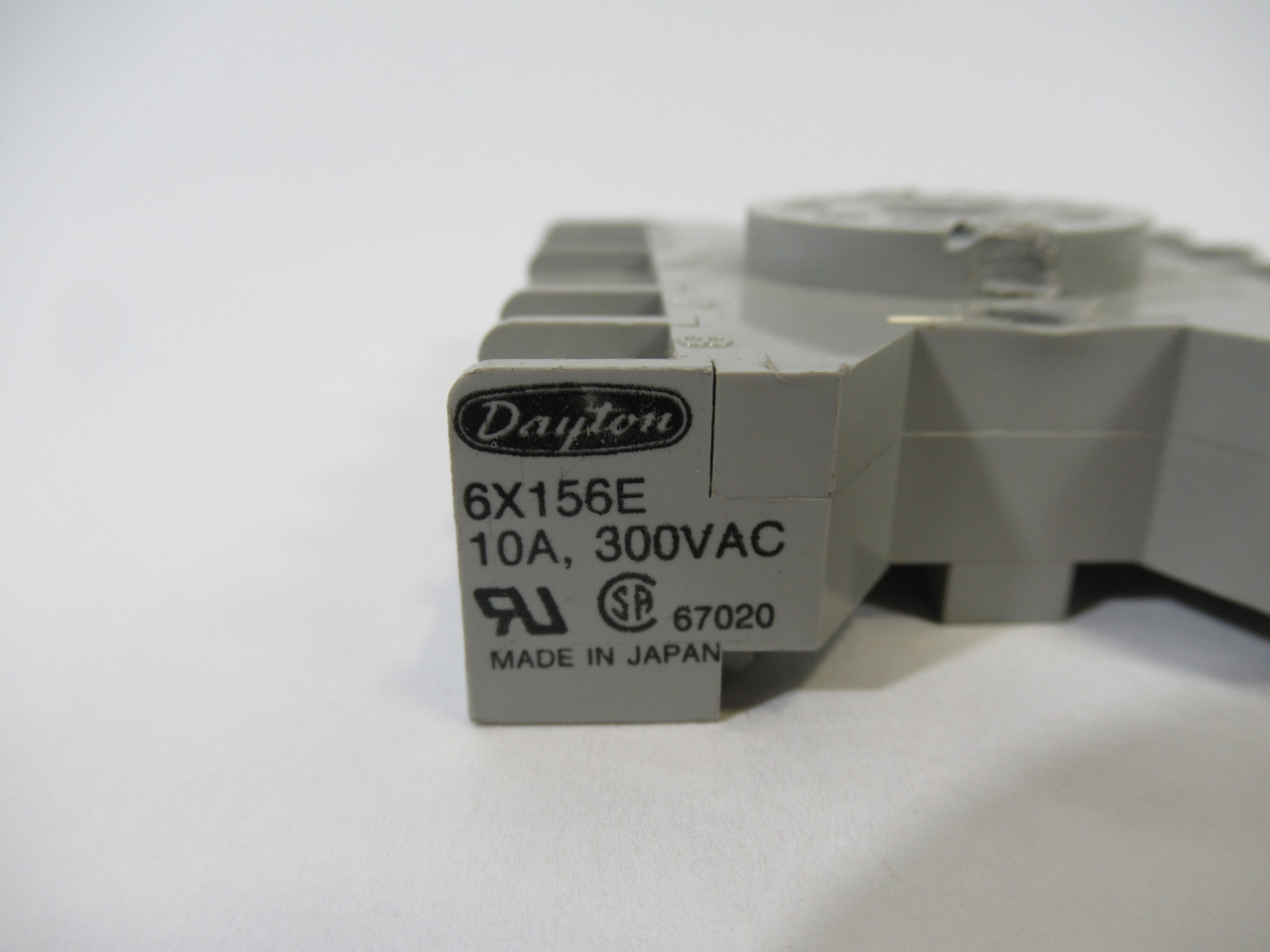 Dayton 6X156E Relay Socket 10A 300VAC 11 Pin HAS COSMETIC DAMAGE USED