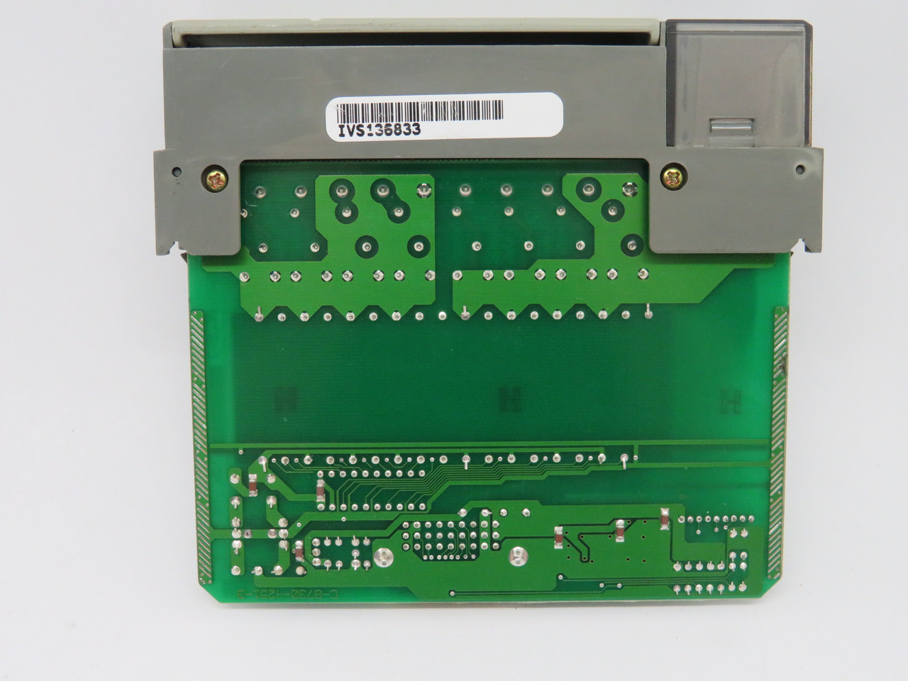 Allen-Bradley 1746-OA8 Series A Output Module 85-265VAC 50/60Hz USED