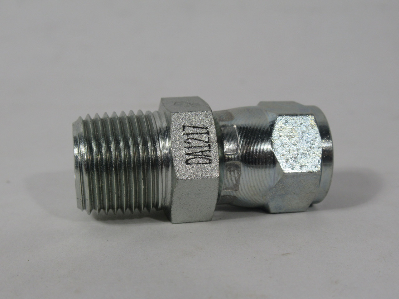 Brennan Industries 6506-06-06 Hose Adapter 3/8" NPT 9/16" Swivel 12-Pack NWB