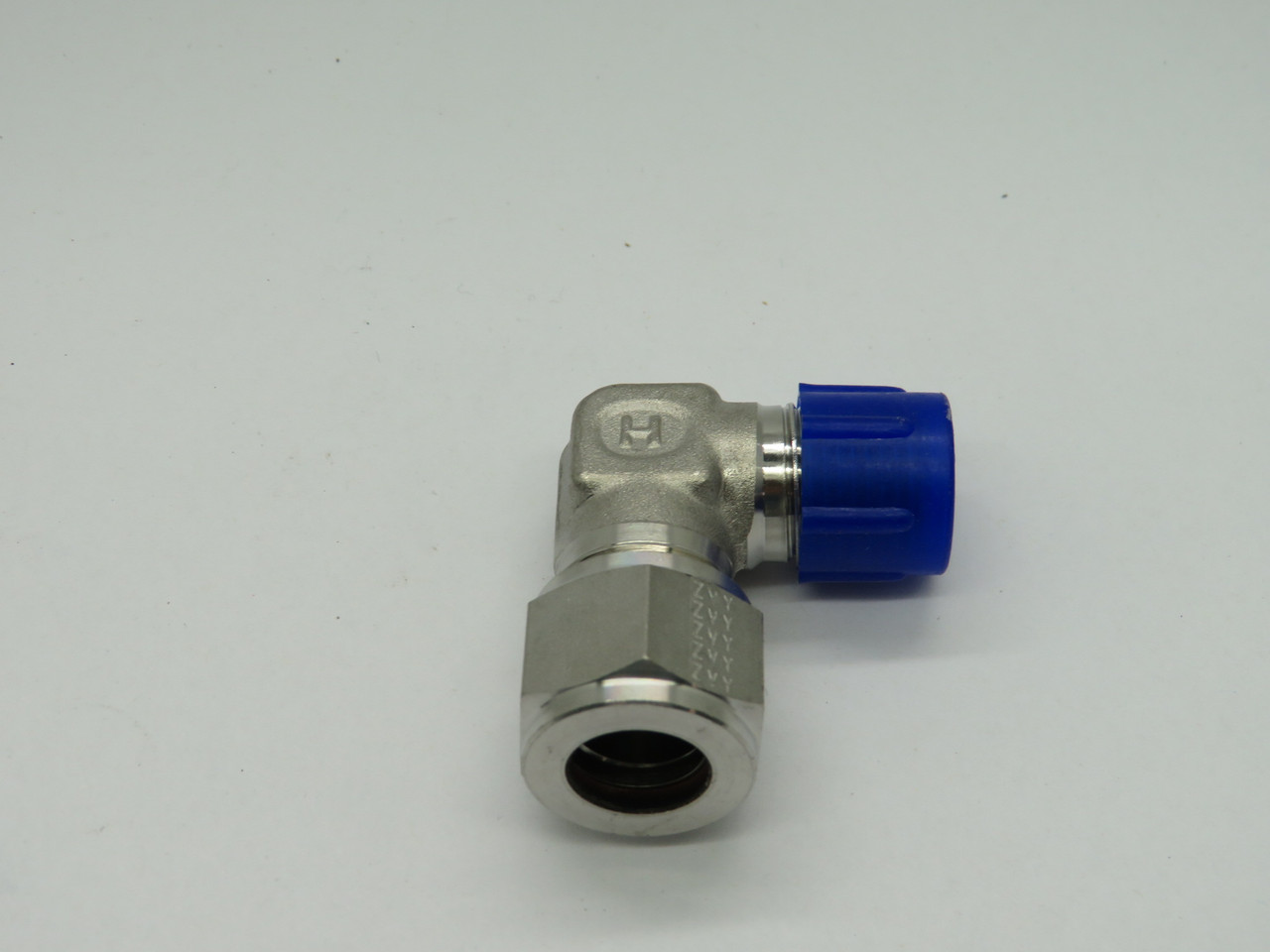 Hoke 8LM6316 Gyrolok Male Elbow 1/2" Tube OD 3/8" Pipe Thread LOT OF 10 NOP