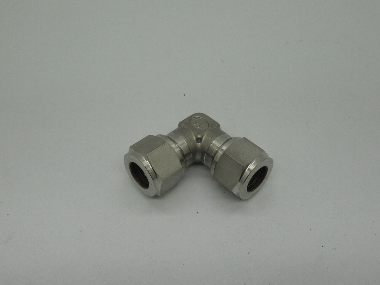 Hoke 8LU316 Gyrolok Union Elbow 1/2" TUBE OD SHELF WEAR NOP