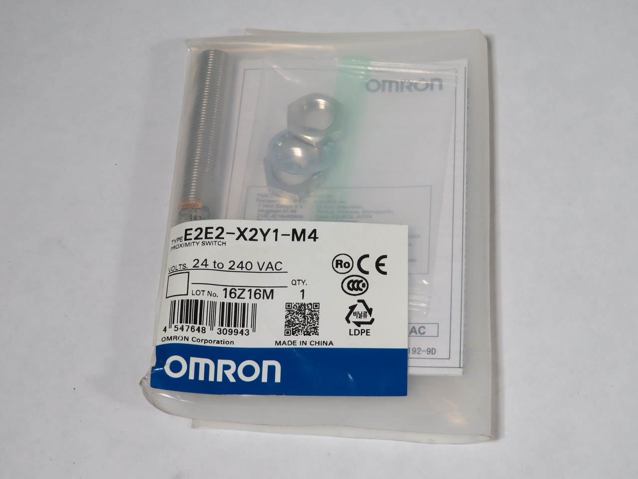 Omron E2E2-X2Y1-M4 Inductive Proximity Sensor 24-240V 200mA 2mm Distance NWB