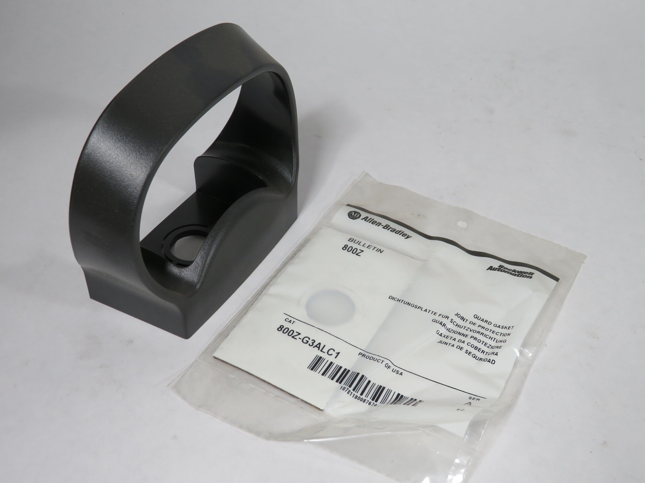 Allen-Bradley 800Z-G3AG2 Series B Push Button Guard Assembly Black NEW