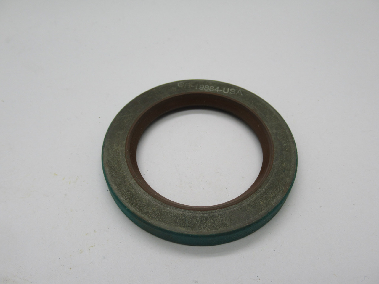 Chicago Rawhide 19884 Oil Seal 2" Shaft DIA 2.875" OD 0.313" W NEW