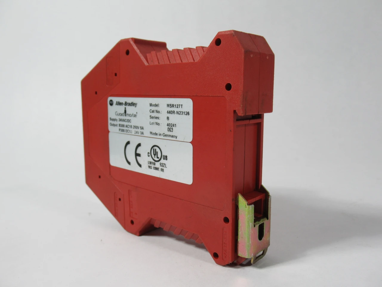 Allen-Bradley 440R-N23126 MSR127T Series B Safety Relay 24VAC/DC USED