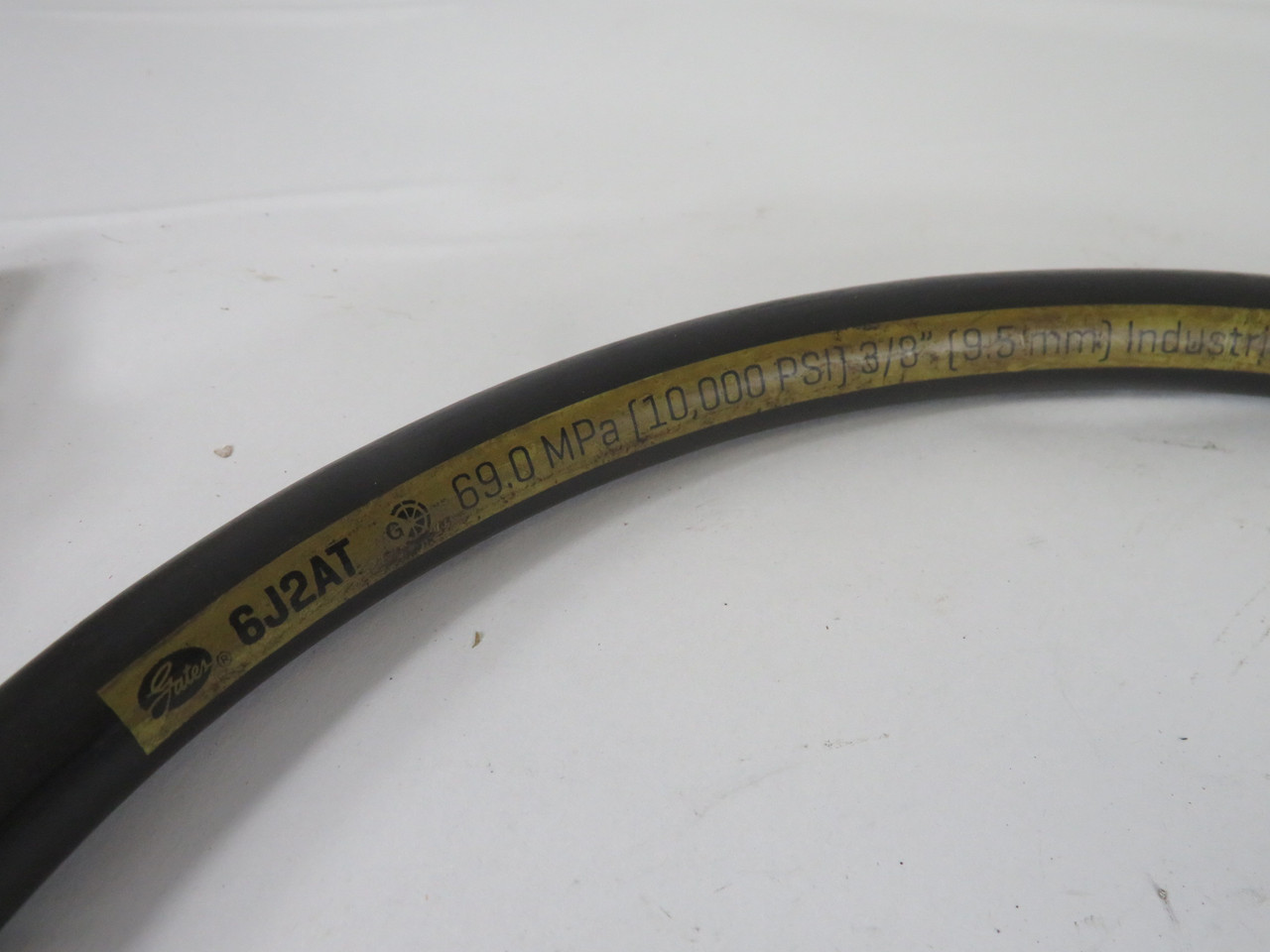 Gates 6J2AT Hydraulic Hose 3/8" 69.0mpA 10,000 psi 69"L USED