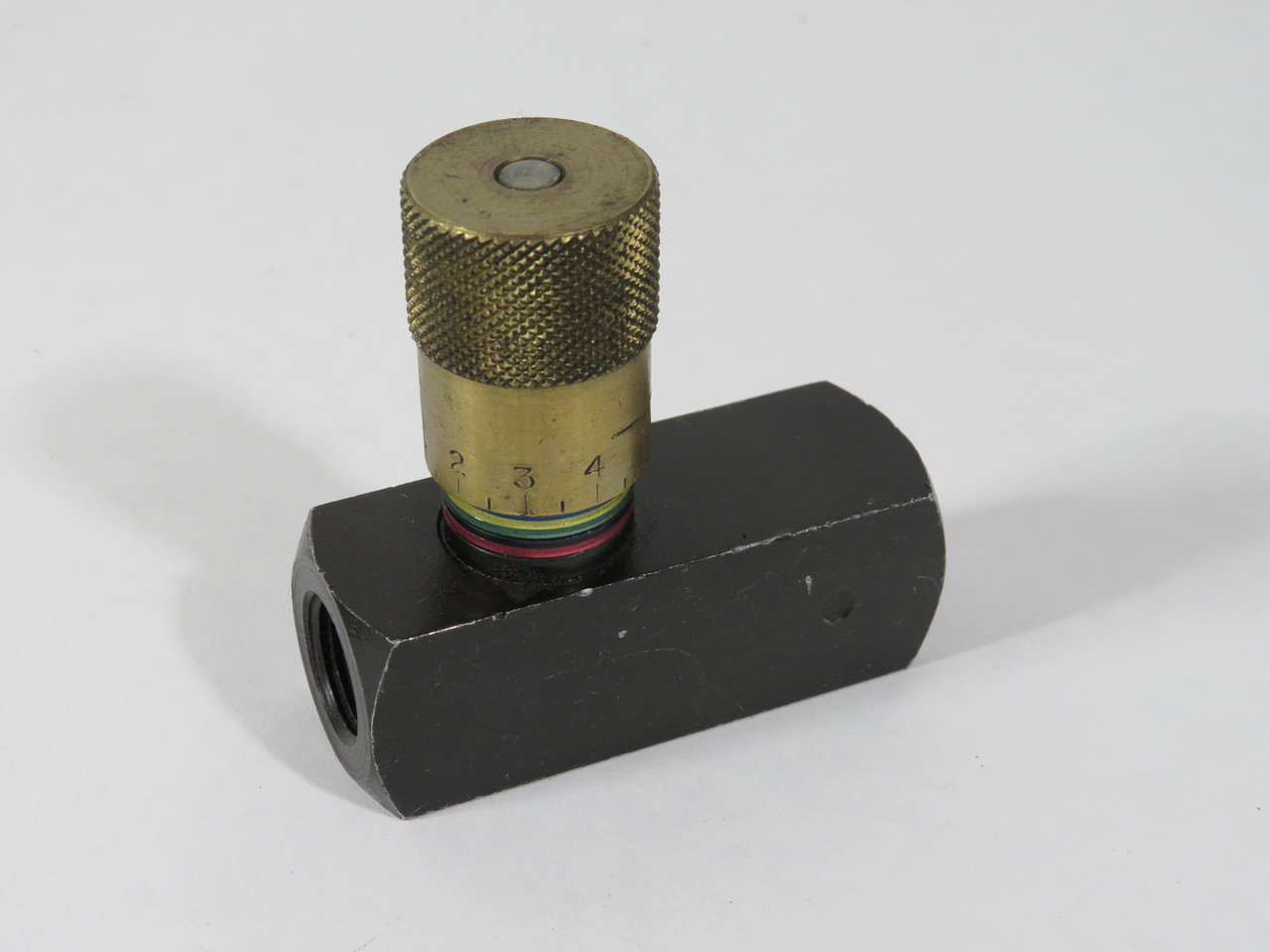 Rego TMF375S Flow Control Valve 3/8" NPT 5000 psi USED