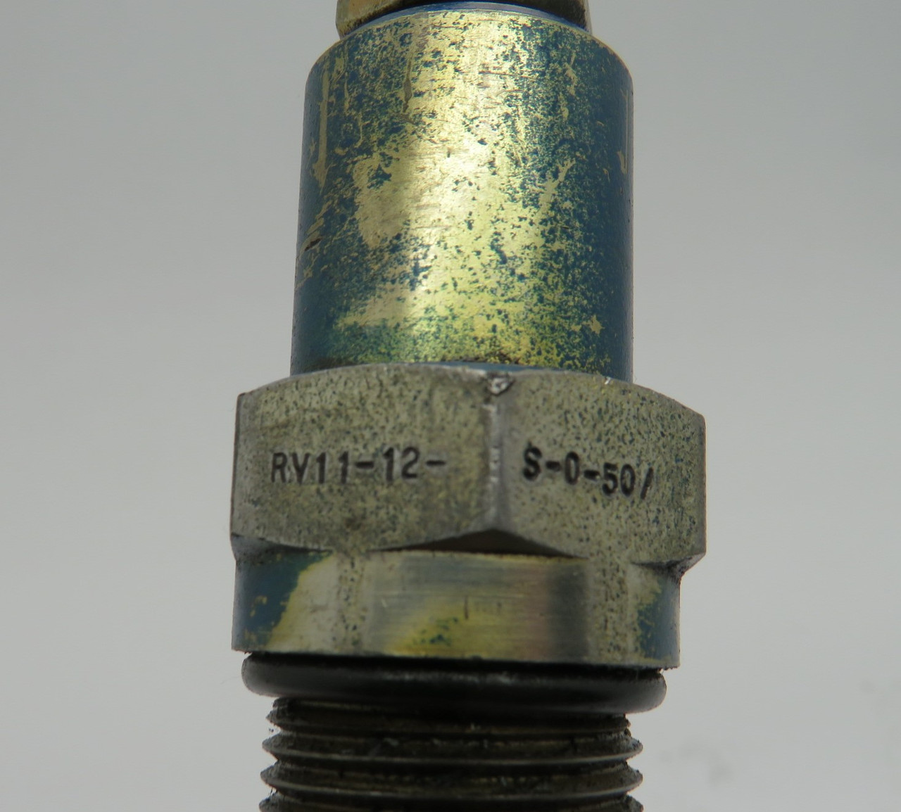 Vickers RV11-12-S-0-50 Pressure Relief Valve 5000 psi COS DMG USED