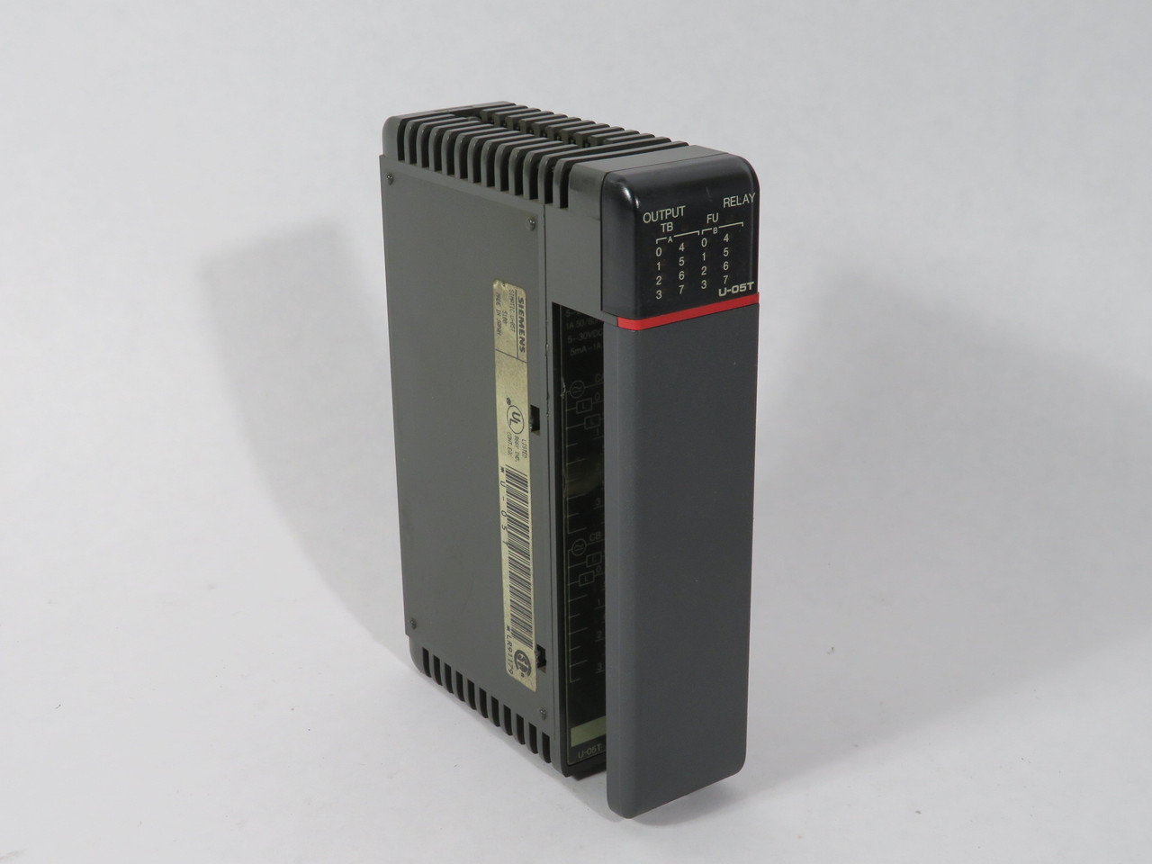 Siemens U-05T Output Module 5-250V 1A 50/60Hz 5-30VDC 5mA-1A USED