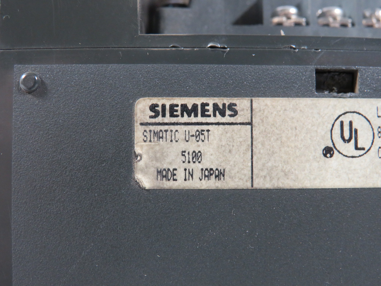 Siemens U-05T Output Module 5-250V 1A 50/60Hz 5-30VDC 5mA-1A USED