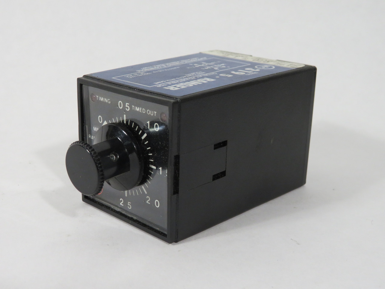 ATC 319E-030-F-1-C Time-Delay Relay 0-30sec/min 24-240VAC 24VDC 8-Pin USED