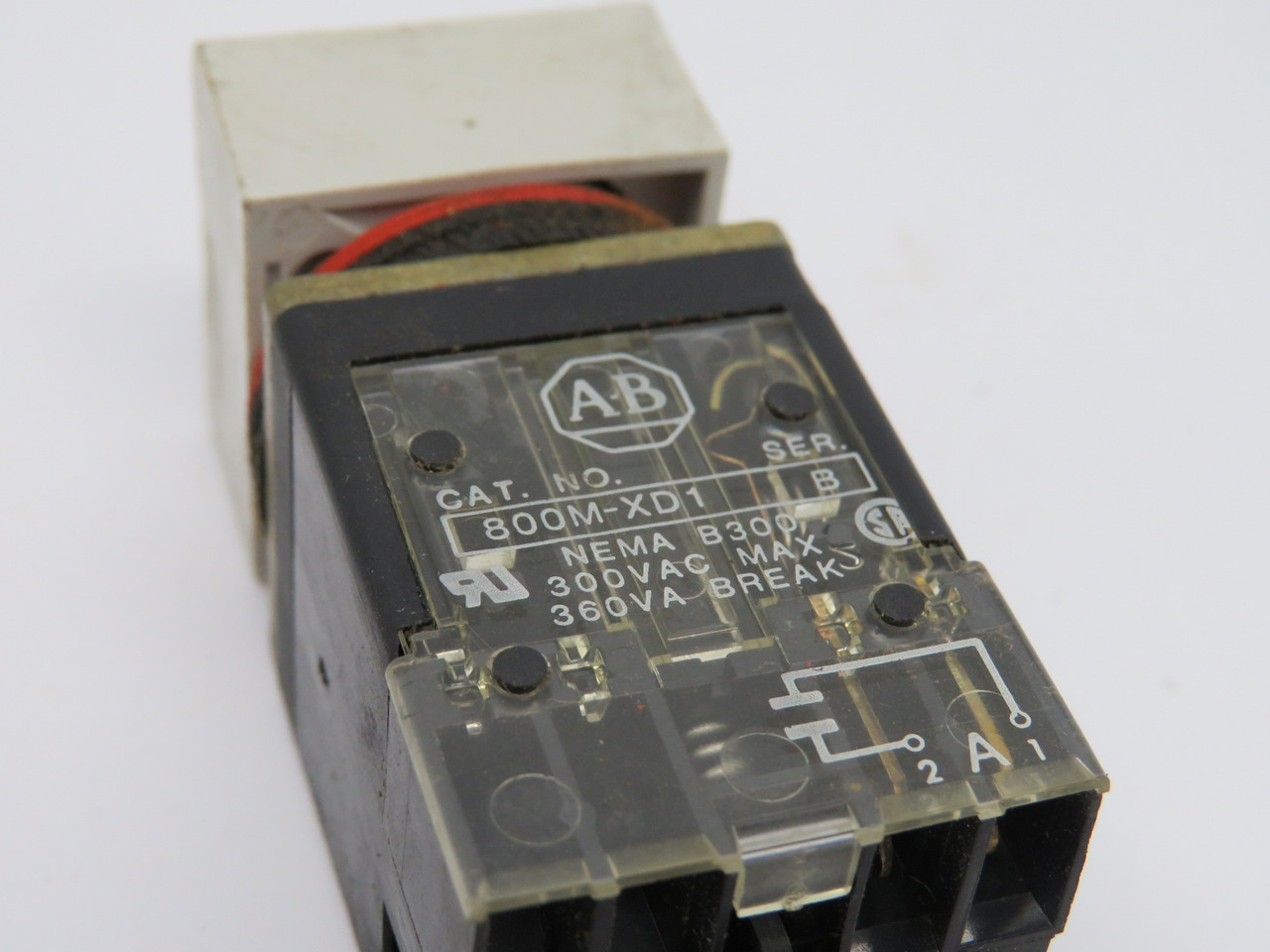 Allen-Bradley 800MS-X0D1 Ser A Push Button 1NO w/ Flush Green Insert RUN USED