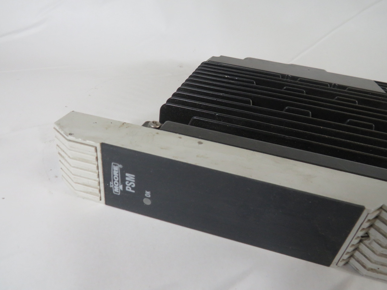 Moore 16013-1/07 Power Supply Module 2.5/1.3A 115/230VAC 50/60Hz USED