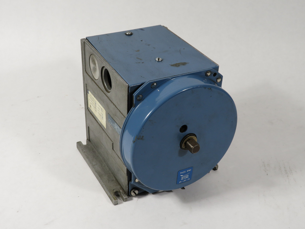 Johnson Controls  M110GGA-3 Proportional Actuator 24VAC/DC 25 lb-in USED