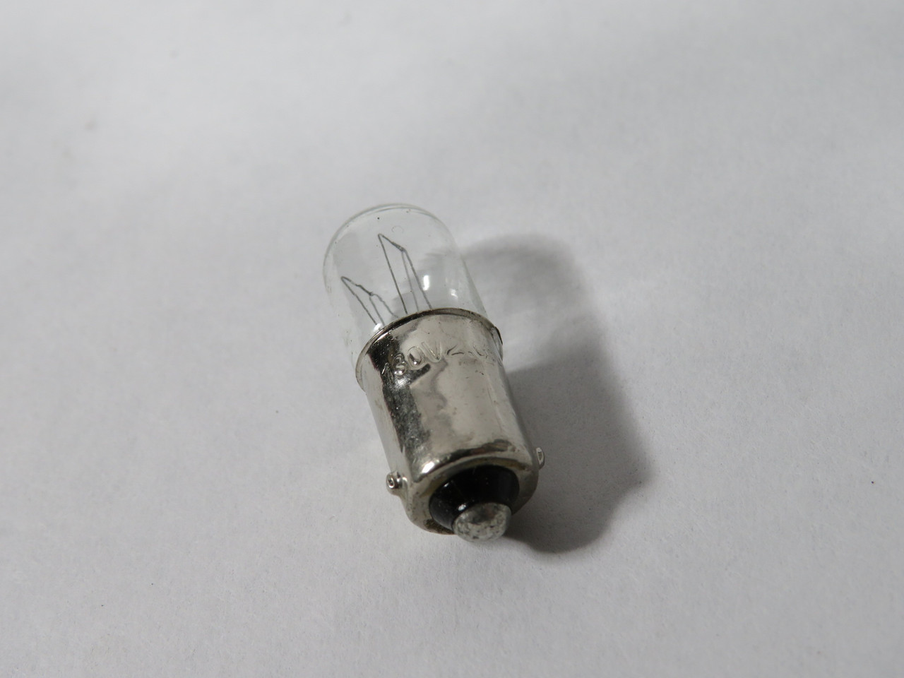 Symban 949 Miniature Light Bulb 130V 2.6A 10-Pack NEW