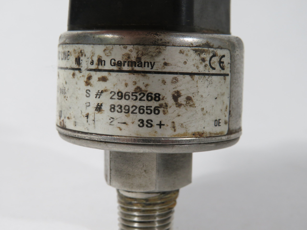 WIKA 8392656 ECO-1 Pressure Transmitter 0-3000 psi 0-10V NO CONNECTOR USED