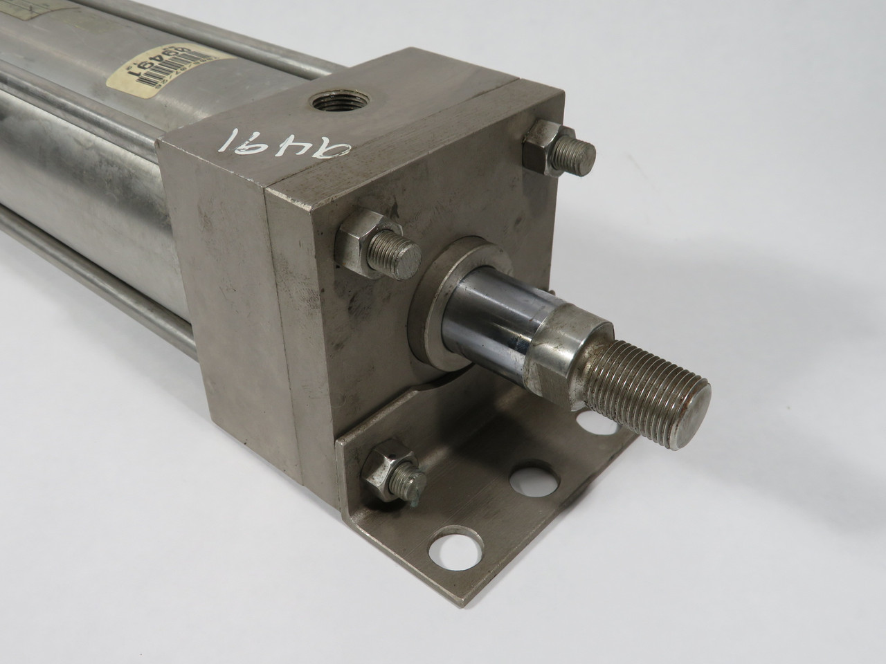 Norgren EF12A-X08-AA198 Pneumatic Cylinder 3-1/4" Bore 12" Stroke USED