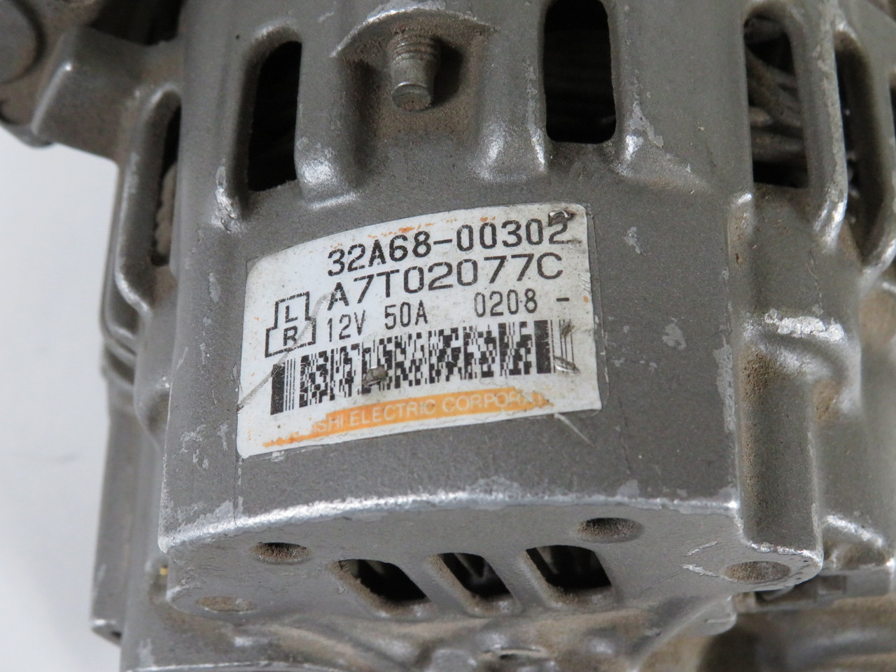 Mitsubishi 32A68-00302 Alternator for S4L, SL, SQ & SS 12VDC 50A USED