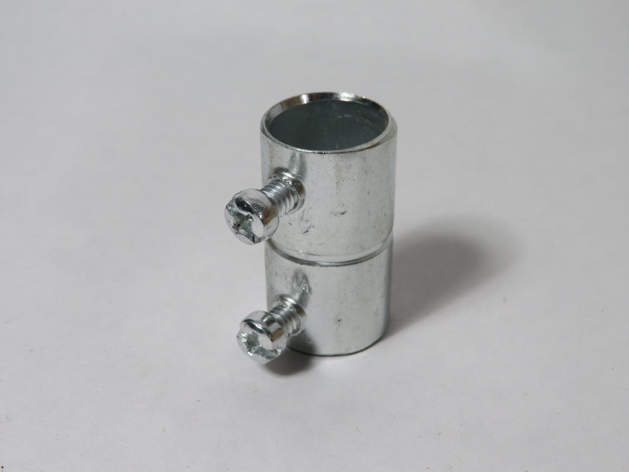 Konkore SK50RKON EMT Set Screw Coupling 1/2" Lot of 38 NEW