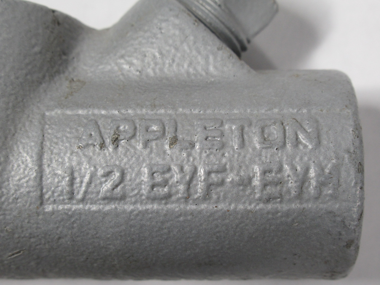Appleton EYF-50 1/2” Female Conduit Sealing Fitting NOP
