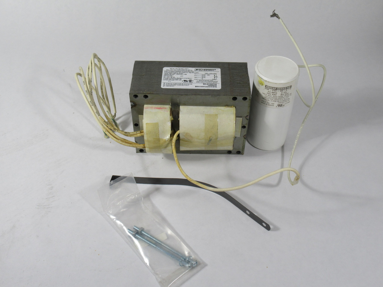 Standard BALM1000TCA/10056STD Metal Halide Ballast 120/277/347V 60Hz NEW