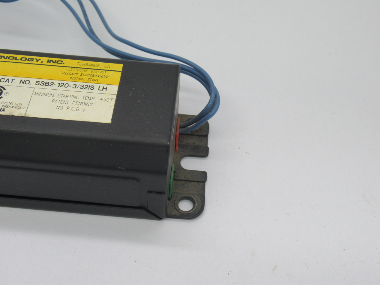 Electronic Ballast Tech SSB2-120/3/32IS LH Low Harmonic Ballast 120V 60Hz NOP
