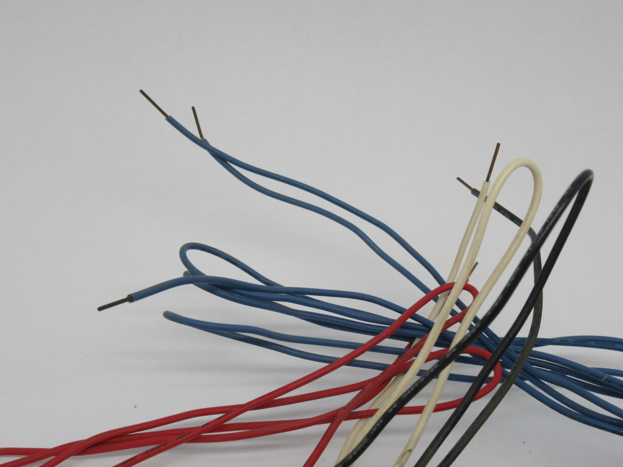 Electronic Ballast Tech SSB2-120/3/32IS LH Low Harmonic Ballast 120V 60Hz NOP