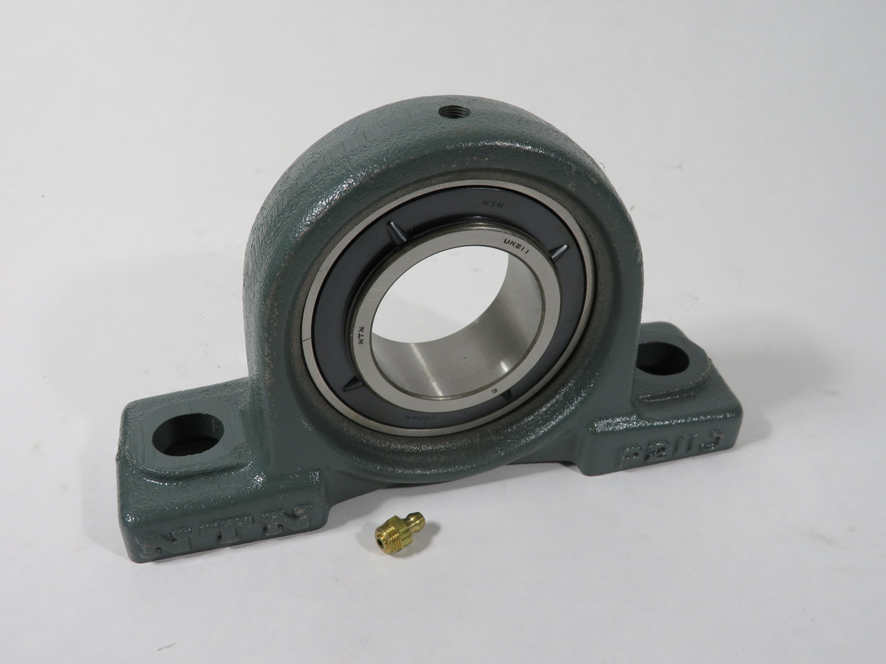 NTN UKP211D1 Pillow Block Bearing 2-Bolt 55mm Bore SHELF WEAR NEW