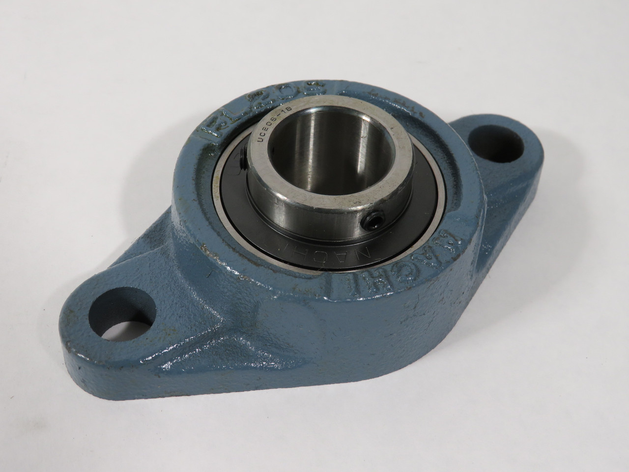 Nachi UCFL206-18 Flange Block Bearing 2-Bolt 1-1/8" Bore SHELF WEAR NEW
