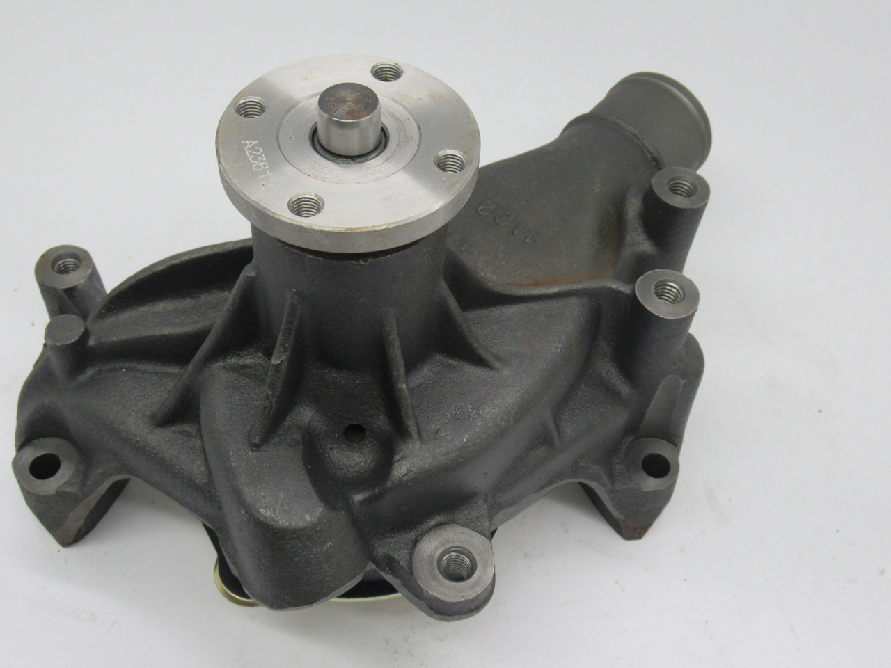 Napa 43099 Tru-Flow Water Pump RUST & DMG BOX NEW