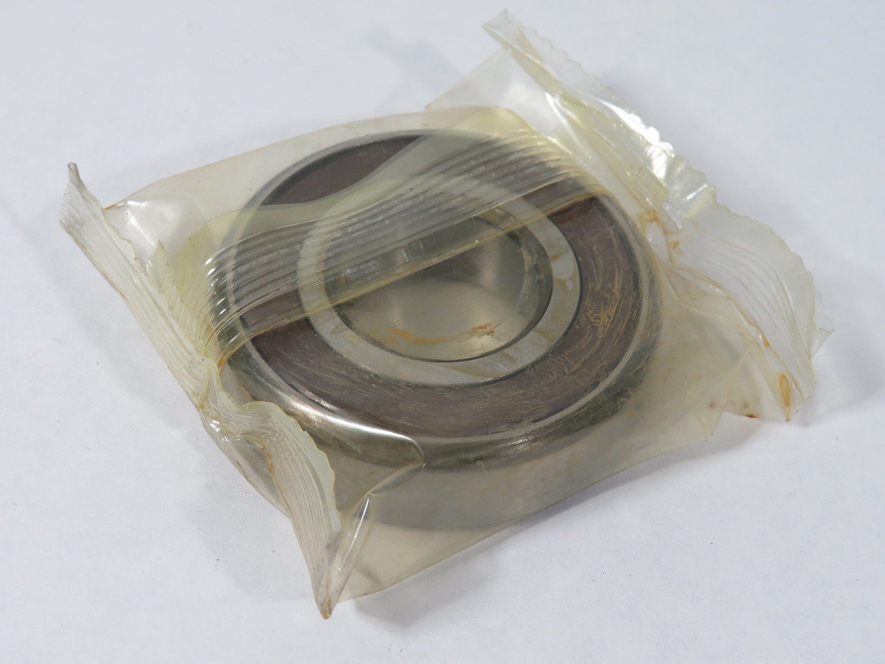 RHP LJ1-2RSJ Deep Groove Ball Bearing 2-1/4" OD 1" Bore 5/8" W SHELF WEAR NEW