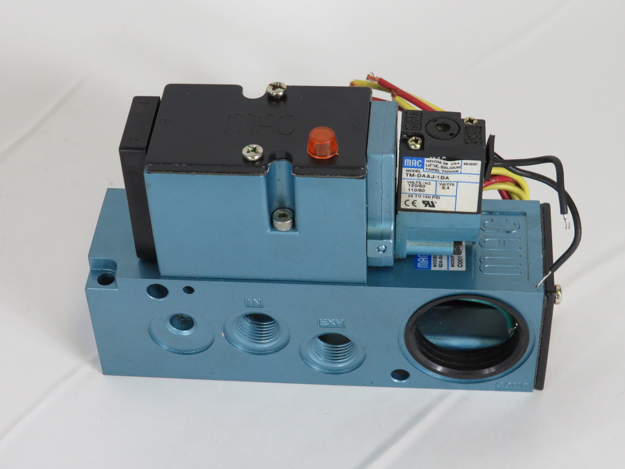 Mac 82A-AC-BKA-TM-DAAP-1DA Solenoid Valve 120V 60Hz 110V 50Hz 25-150 psi USED