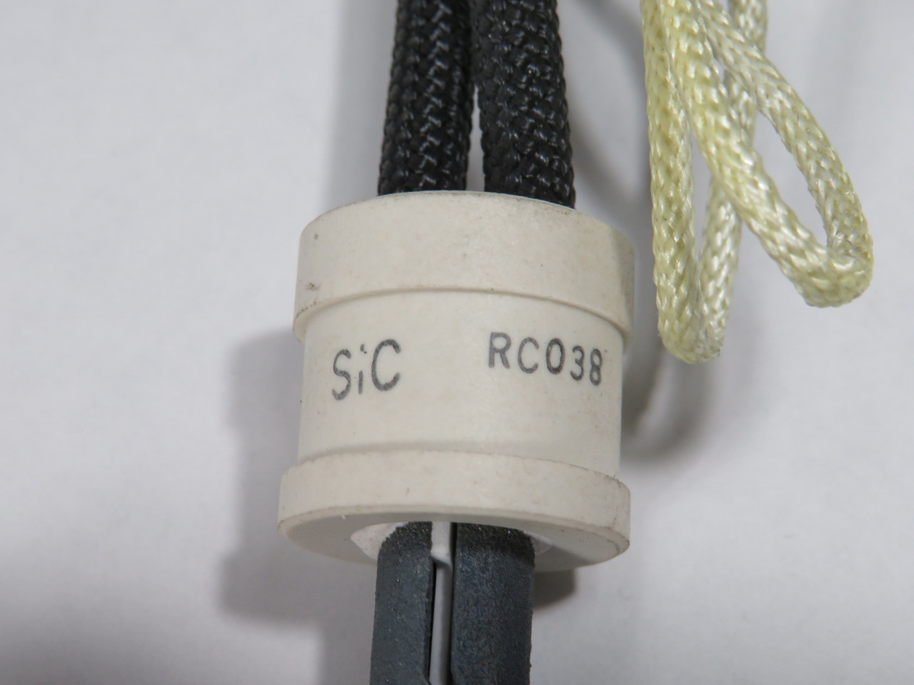 Lochinvar PLT2702 Hot Surface Ignitor NEW