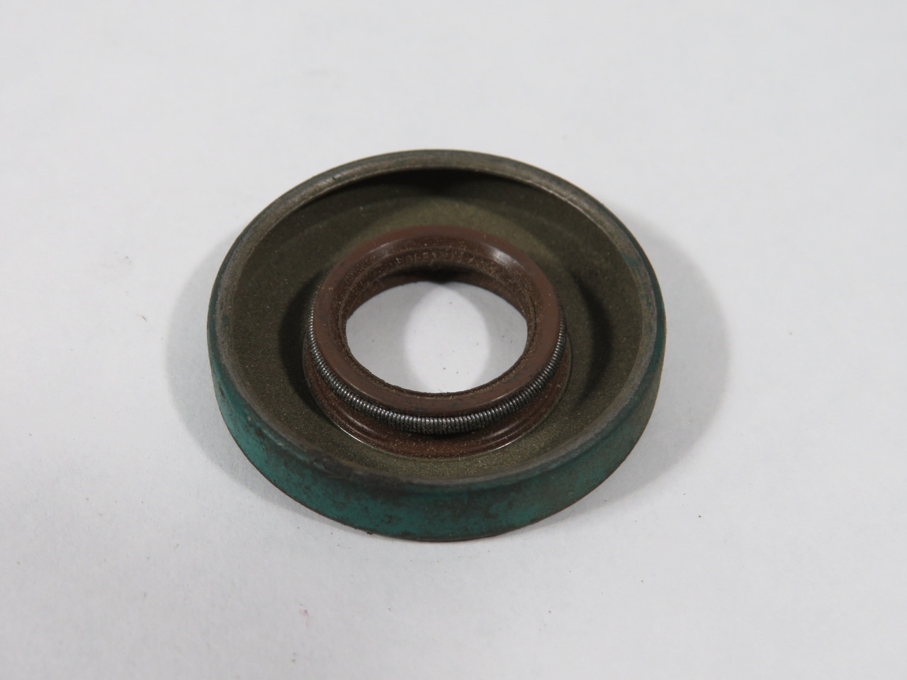 Chicago Rawhide 6383 Viton Oil Seal 0.625x1.375x0.25" NOP