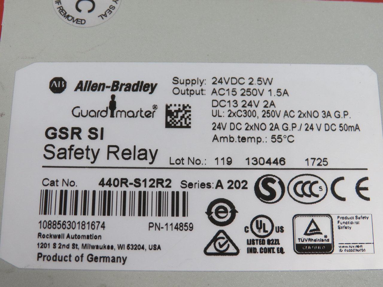 Allen-Bradley 440R-S12R2 Guardmaster Single Input Safety Relay 24VDC 2.5W USED