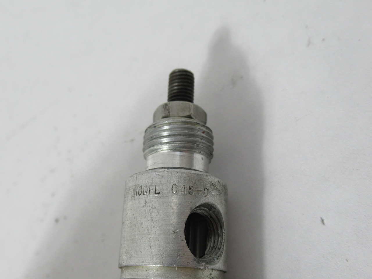 Bimba 045-D Pneumatic Cylinder 3/4" Bore 5" Stroke USED