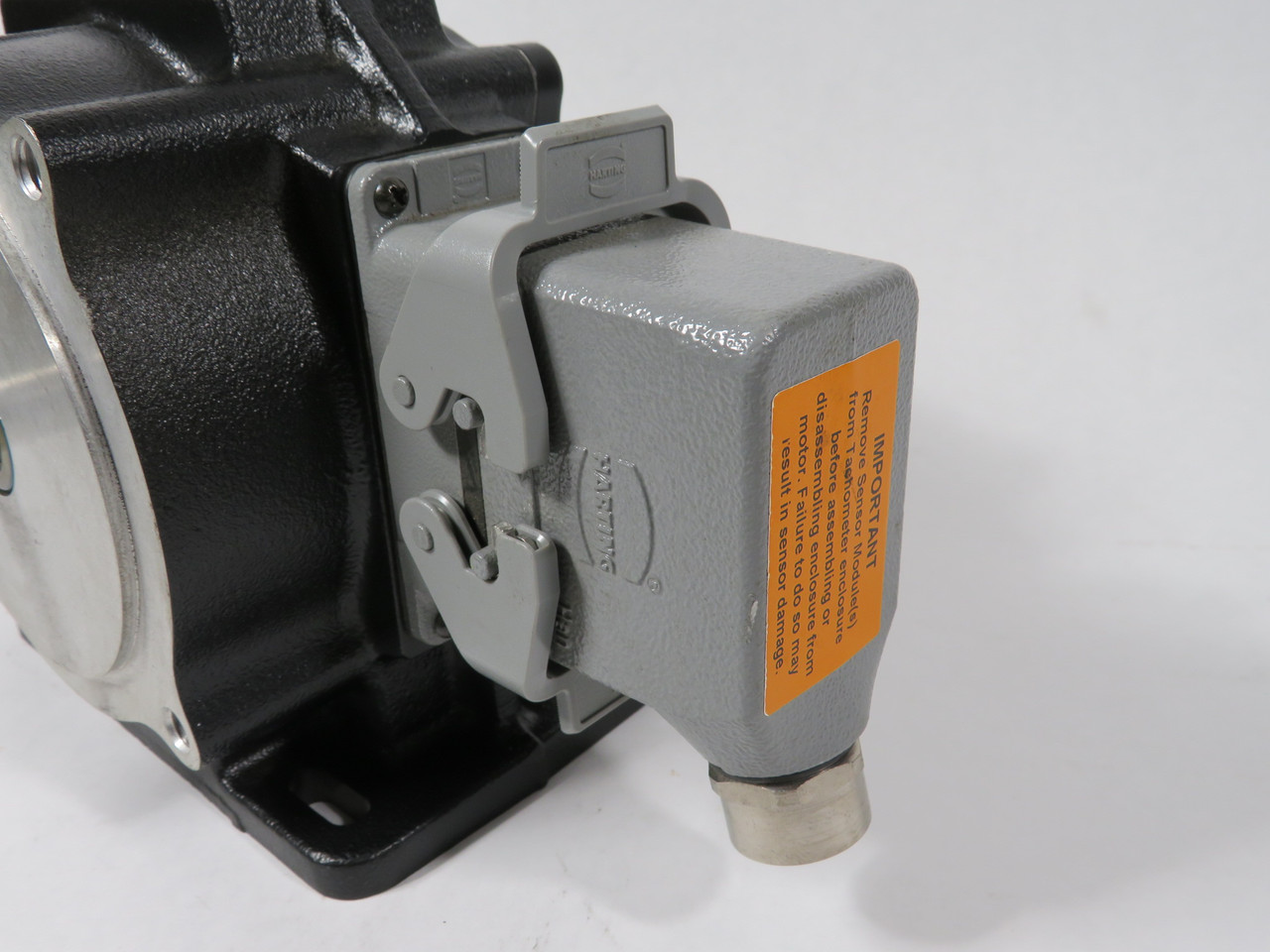 Dynapar H5606001643 Incremental Encoder 600 PPR 5/8" Shaft 5-26V SHELF WEAR NOP